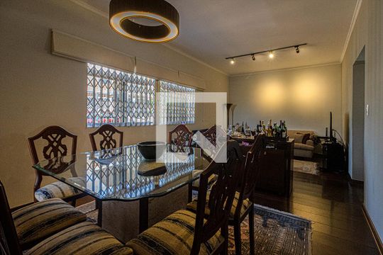 sala de jantar de casa à venda com 3 quartos, 325m² em Vila Santo Estefano, São Paulo