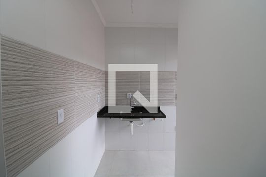 Cozinha de apartamento para alugar com 2 quartos, 46m² em Vila Carrão, São Paulo