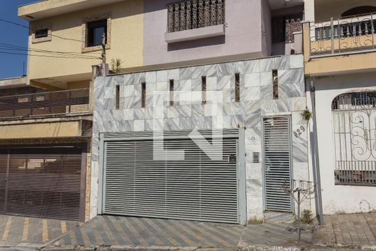 Fachada de casa para alugar com 3 quartos, 245m² em Jardim do Mar, São Bernardo do Campo