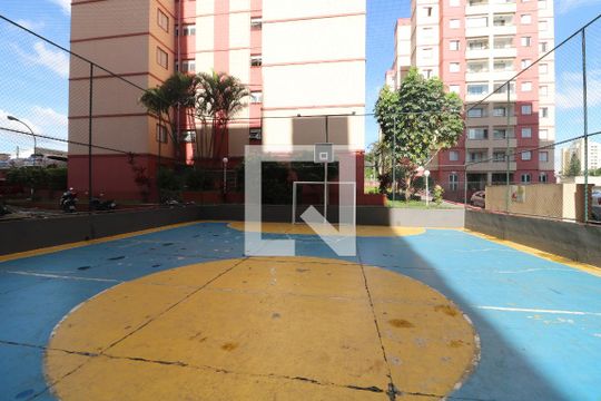 Área comum de apartamento para alugar com 3 quartos, 64m² em Jardim Colina, São Paulo