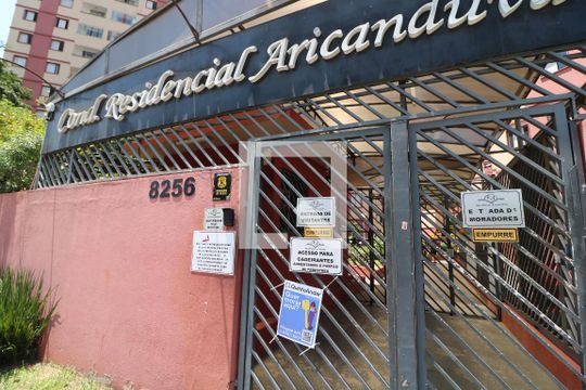 Fachada  de apartamento para alugar com 3 quartos, 64m² em Jardim Colina, São Paulo