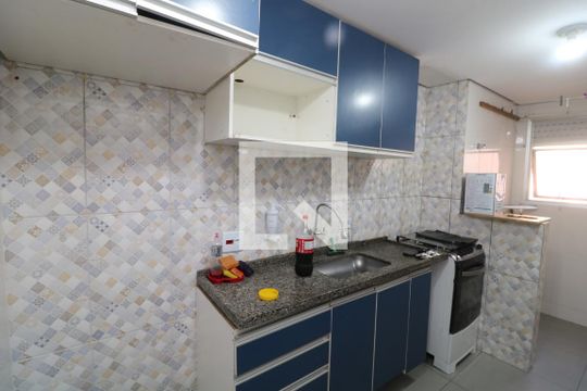 Cozinha  de apartamento para alugar com 3 quartos, 64m² em Jardim Colina, São Paulo