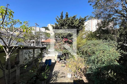 Quintal de casa à venda com 3 quartos, 200m² em Jabaquara, São Paulo