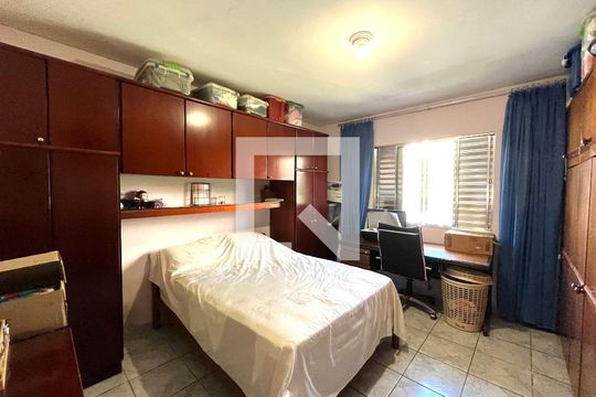 Quarto 1 de casa à venda com 3 quartos, 200m² em Jabaquara, São Paulo