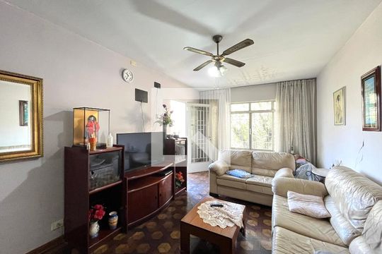Sala de casa à venda com 3 quartos, 200m² em Jabaquara, São Paulo