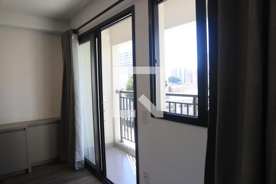 Studio de kitnet/studio à venda com 1 quarto, 26m² em Mirandópolis, São Paulo