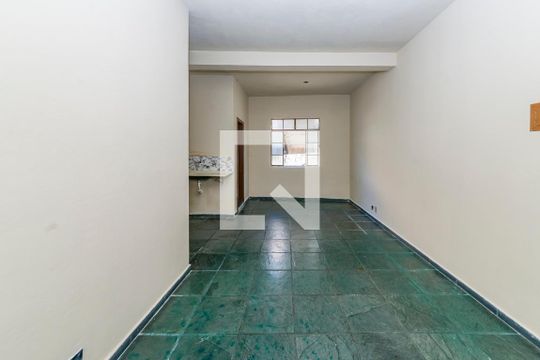 Kitnet de kitnet/studio para alugar com 1 quarto, 24m² em Alto dos Pinheiros, Belo Horizonte