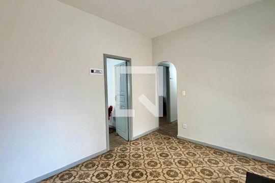 sala de casa à venda com 4 quartos, 350m² em Floresta, Belo Horizonte
