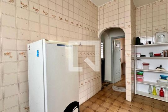 cozinha de casa à venda com 4 quartos, 350m² em Floresta, Belo Horizonte