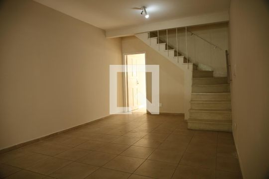 Casa à venda com 3 quartos, 130m² em Centro, São Bernardo do Campo