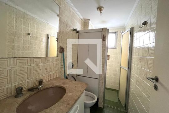 Banheiro de apartamento à venda com 1 quarto, 112m² em Vila Clementino, São Paulo