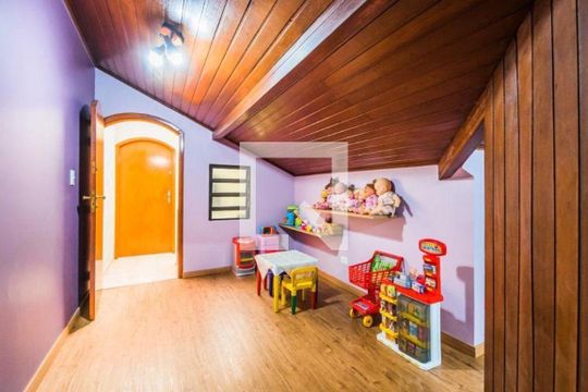 Casa à venda com 4 quartos, 280m² em Praça da Árvore, São Paulo