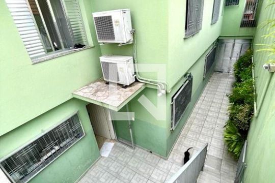 Casa à venda com 4 quartos, 200m² em Mirandópolis, São Paulo