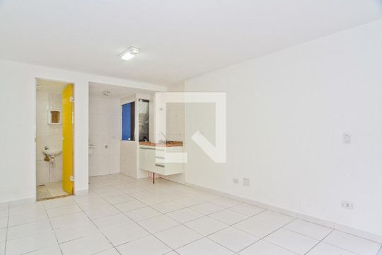 Kitnet de kitnet/studio para alugar com 1 quarto, 29m² em Vila Baruel, São Paulo