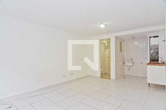 Kitnet de kitnet/studio para alugar com 1 quarto, 29m² em Vila Baruel, São Paulo