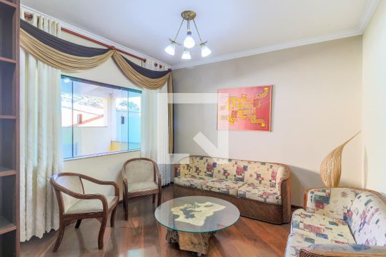 Sala de casa para alugar com 3 quartos, 160m² em Jardim São Luís, São Paulo