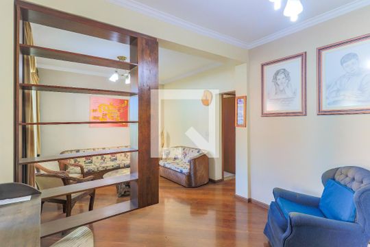 Casa para alugar com 3 quartos, 160m² em Jardim São Luís, São Paulo