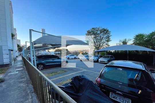 estacionamento de apartamento à venda com 2 quartos, 47m² em Califórnia, Belo Horizonte
