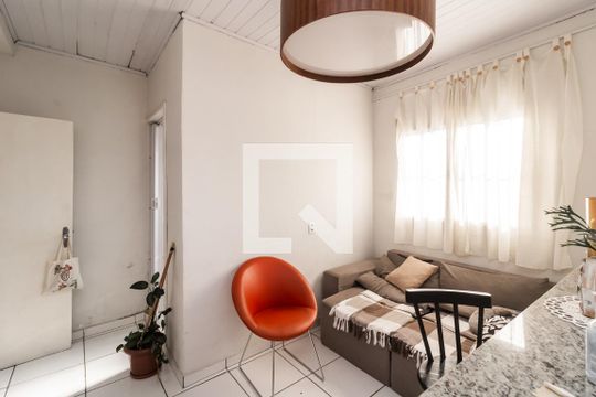 Sala de casa para alugar com 1 quarto, 50m² em Jardim de Lorenzo, São Paulo