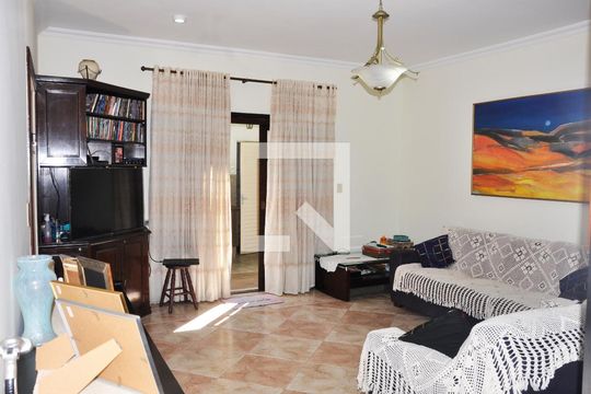 Casa à venda com 4 quartos, 203m² em Jardim São Paulo, São Paulo