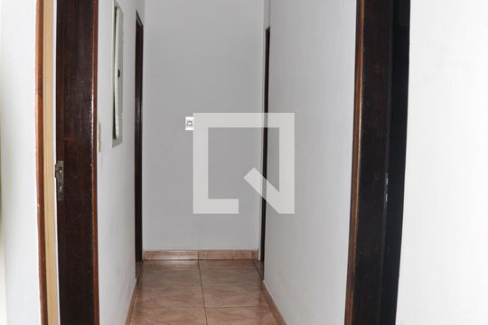 Corredor Quartos de casa à venda com 4 quartos, 203m² em Jardim São Paulo, São Paulo