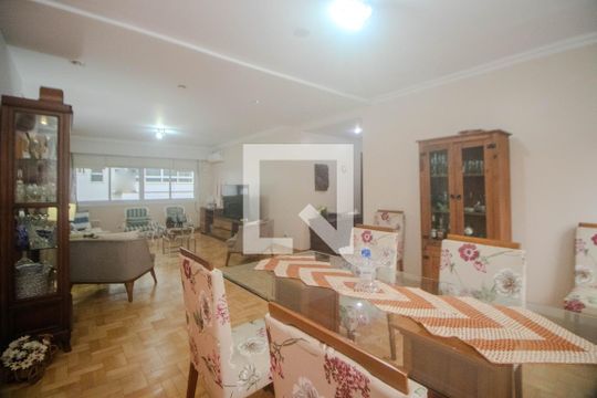 Sala de apartamento à venda com 4 quartos, 144m² em Petrópolis, Porto Alegre