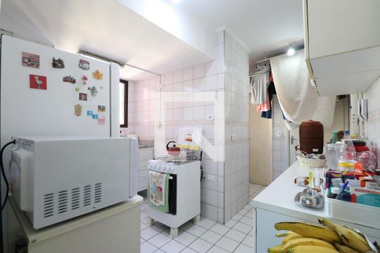 Cozinha de apartamento à venda com 3 quartos, 82m² em Perdizes, São Paulo