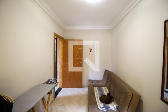 Quarto 4 de casa à venda com 4 quartos, 175m² em Conjunto Habitacional Aguia de Haia, São Paulo