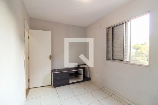 Quarto de apartamento para alugar com 2 quartos, 50m² em Vila Carmosina, São Paulo