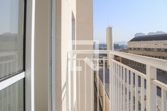 Sacada de apartamento à venda com 2 quartos, 32m² em Barra Funda, São Paulo