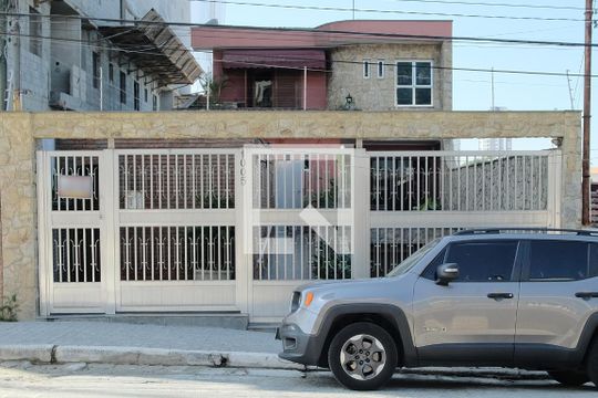 Fachada de casa à venda com 5 quartos, 650m² em Vila Matilde, São Paulo