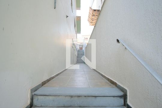 Escada para o Quintal de casa à venda com 5 quartos, 650m² em Vila Matilde, São Paulo