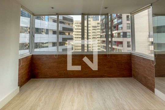 Sala de apartamento à venda com 3 quartos, 160m² em Pinheiros, São Paulo