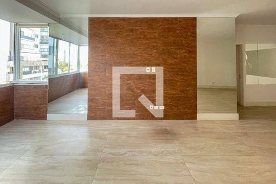 Sala de apartamento à venda com 3 quartos, 160m² em Pinheiros, São Paulo