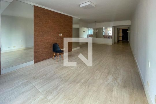Sala de apartamento à venda com 3 quartos, 160m² em Pinheiros, São Paulo
