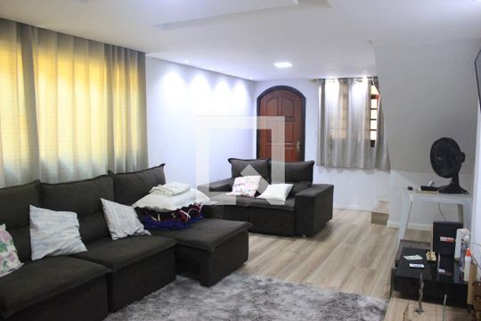 Sala de casa para alugar com 2 quartos, 120m² em Residencial Parque Cumbica, Guarulhos