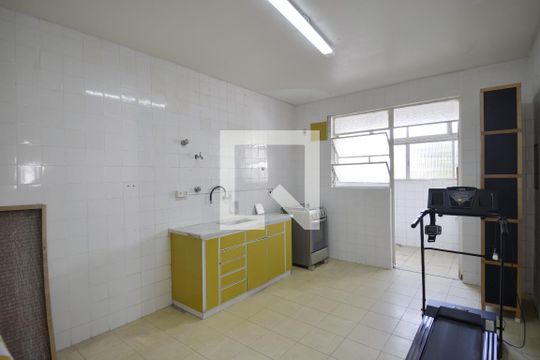 Cozinha de apartamento à venda com 2 quartos, 128m² em Jardim da Glória, São Paulo