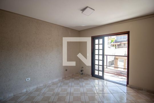 Sala de casa para alugar com 2 quartos, 80m² em Parada Xv de Novembro, São Paulo