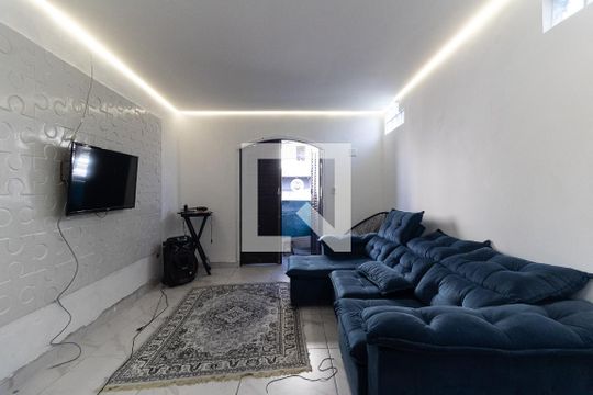 Casa à venda com 4 quartos, 150m² em Vila das Merces, São Paulo