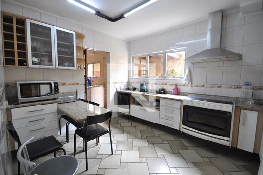 Cozinha de casa à venda com 3 quartos, 458m² em Tucuruvi, São Paulo