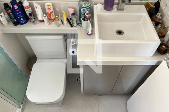 Banheiro da Suíte de apartamento à venda com 2 quartos, 54m² em Lapa, São Paulo