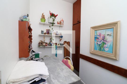 Quarto de Serviço de apartamento à venda com 3 quartos, 142m² em Jardim Guanabara, Rio de Janeiro