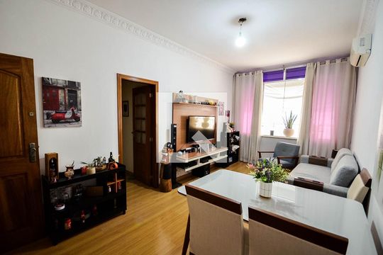 Sala de apartamento à venda com 2 quartos, 60m² em Maracanã, Rio de Janeiro