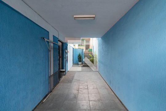 Garagem de casa à venda com 2 quartos, 400m² em Jardim Maringa, São Paulo