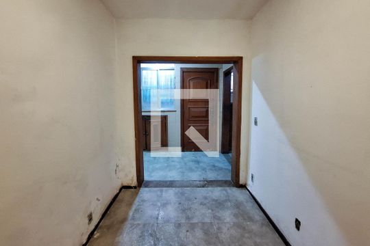 Quarto de Serviço de apartamento à venda com 3 quartos, 85m² em Ingá, Niterói