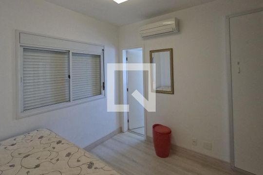 Quarto 1 de apartamento para alugar com 3 quartos, 189m² em Gonzaga, Santos