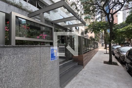Fachada I de apartamento para alugar com 3 quartos, 189m² em Gonzaga, Santos