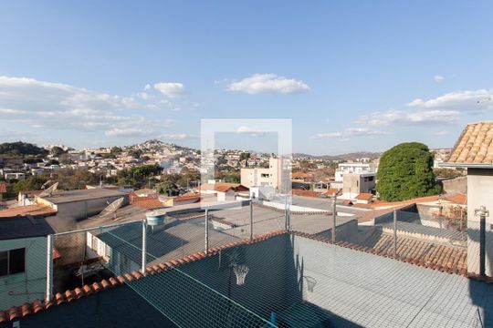 Vista do Quarto 2 de casa à venda com 4 quartos, 360m² em Esplanada, Belo Horizonte