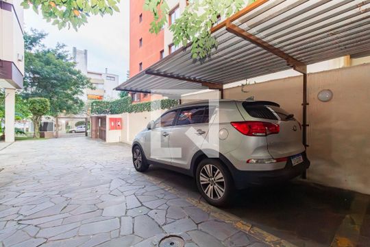 Estacionamento de apartamento à venda com 2 quartos, 81m² em Petrópolis, Porto Alegre