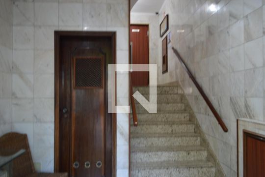 Hall de apartamento para alugar com 2 quartos, 87m² em Sacomã, São Paulo